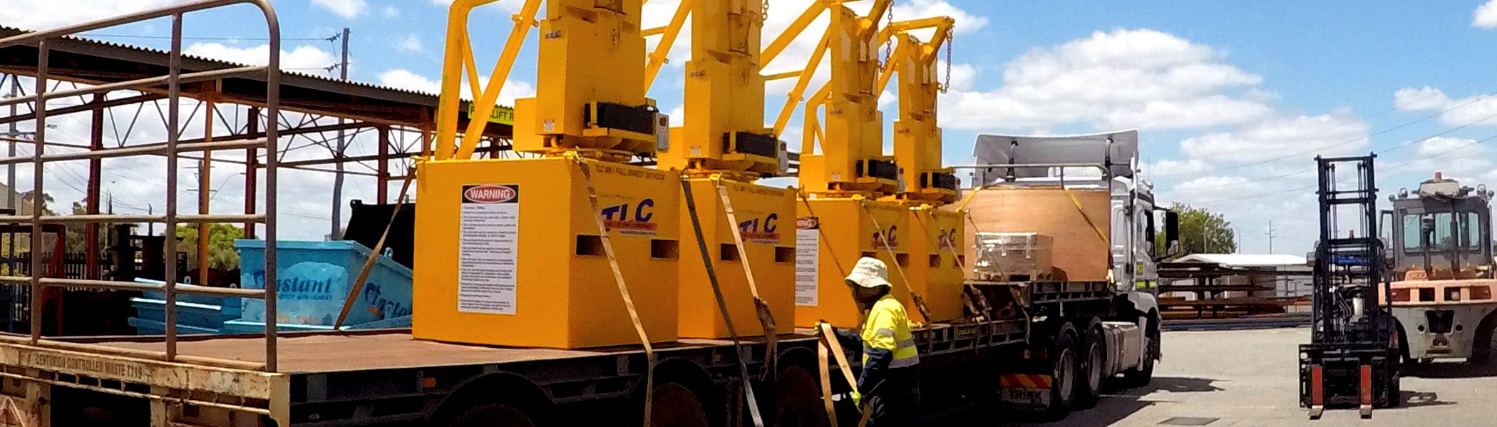 Shipping the "Herd" | TLC Skyhook | Lifting Company in Perth Western Australia